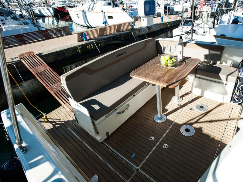 Book yachts online - motorboat - Quicksilver 855 Weekend - Luka - A/C + GEN - rent