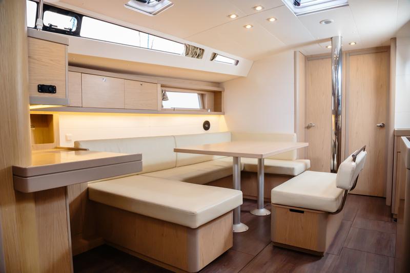 Book yachts online - sailboat - Oceanis 48 (4cab) - Spritz - rent