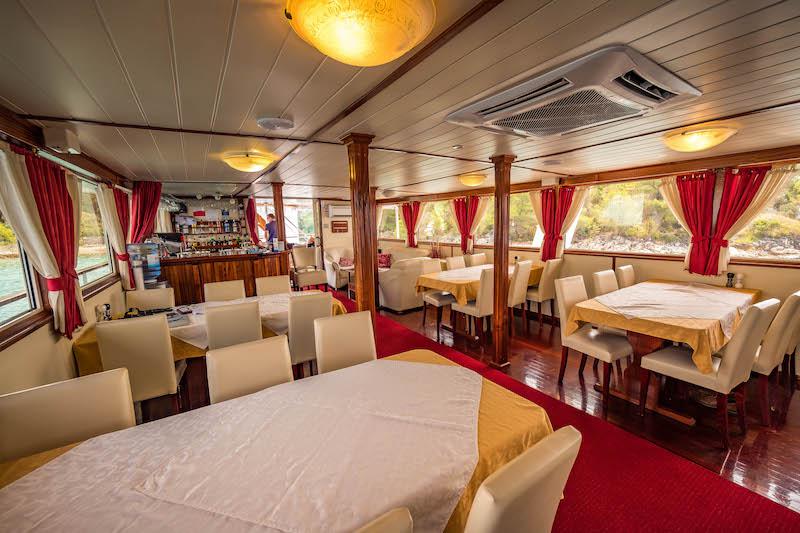 Book yachts online - motorboat - Motoryacht Emanuel - Emanuel - rent