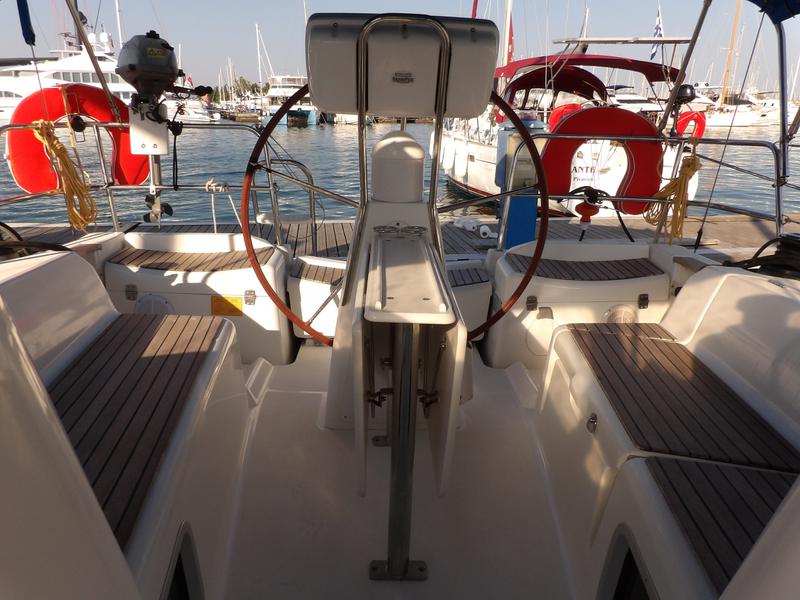Book yachts online - sailboat - Sun Odyssey 36i - Marina - rent