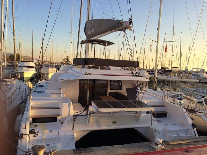 Book yachts online - catamaran - Nautitech 46 Fly A/C &amp; GEN - CABRIO - rent