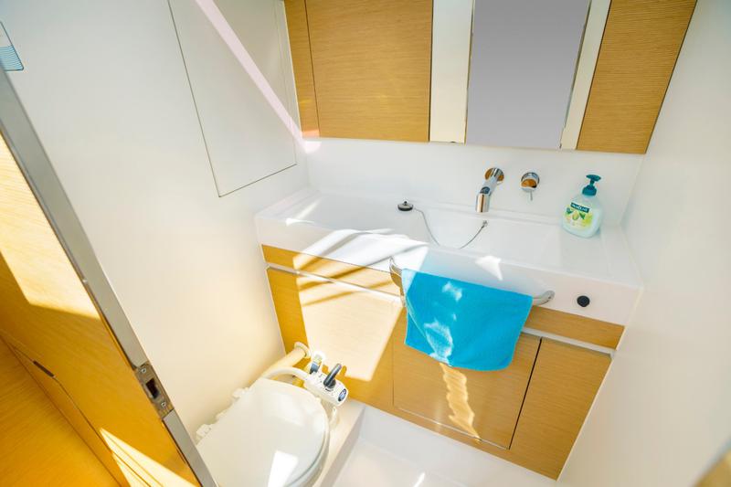 Book yachts online - sailboat - Elan 494 Impression - Wild Wind - rent