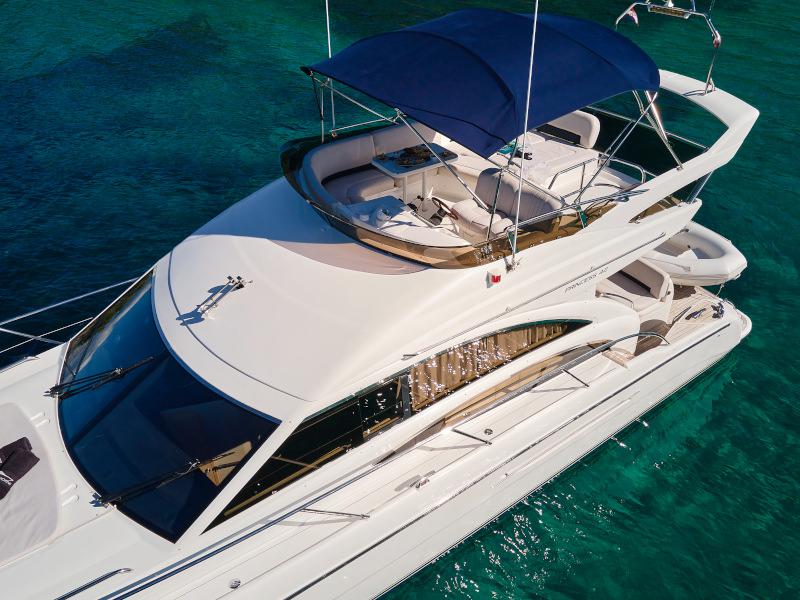 Book yachts online - motorboat - Princess 42 - Touché - rent