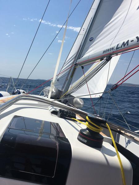 Book yachts online - sailboat - Sun Odyssey 449 - 3 Amigos - rent