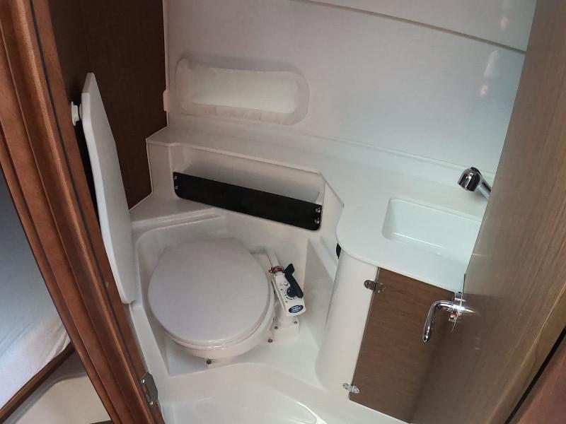 Book yachts online - motorboat - Antares 9 OB - Queen Korina 268730 SL - rent