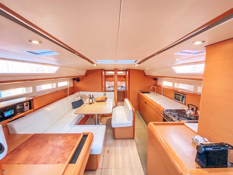 Book yachts online - sailboat - Sun Odyssey 509 (2015 )( FULL REFIT 2020 - A/C,GENERATOR,INVENTER ) - Promise ( FULL REFIT 2020 - A/C - Generator-Inverter ) - rent