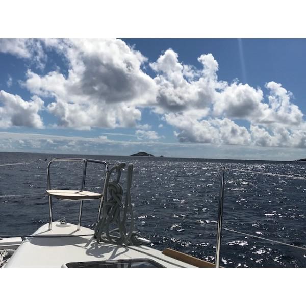 Book yachts online - catamaran - Lagoon 450  Flybridge - PAULA - rent