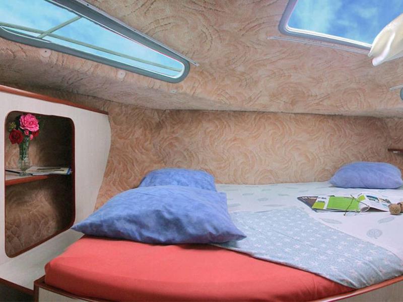 Book yachts online - motorboat - Sedan 1010 - MANDOLINE FR - rent