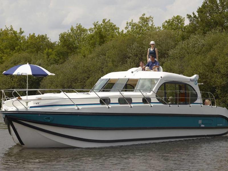 Book yachts online - motorboat - Estivale Sixto - KÉRÉSZ HU - rent