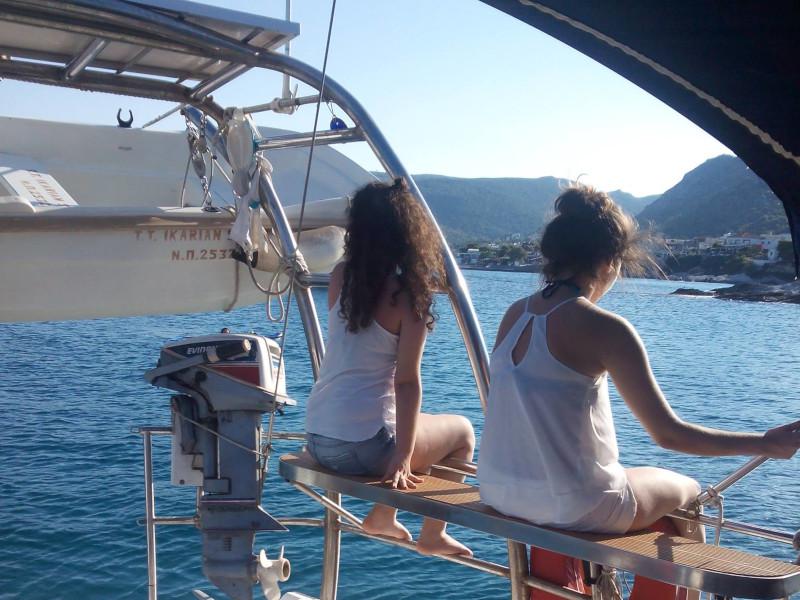 Book yachts online - sailboat - Jeanneau 41 - Ikarian Spirit - rent