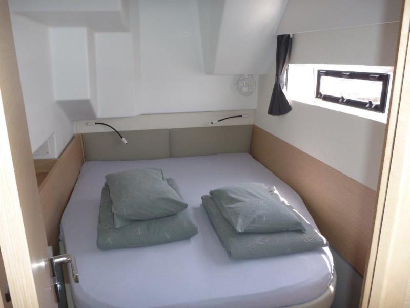 Book yachts online - powercatamaran - MY 37 - Mare Tortuga - rent