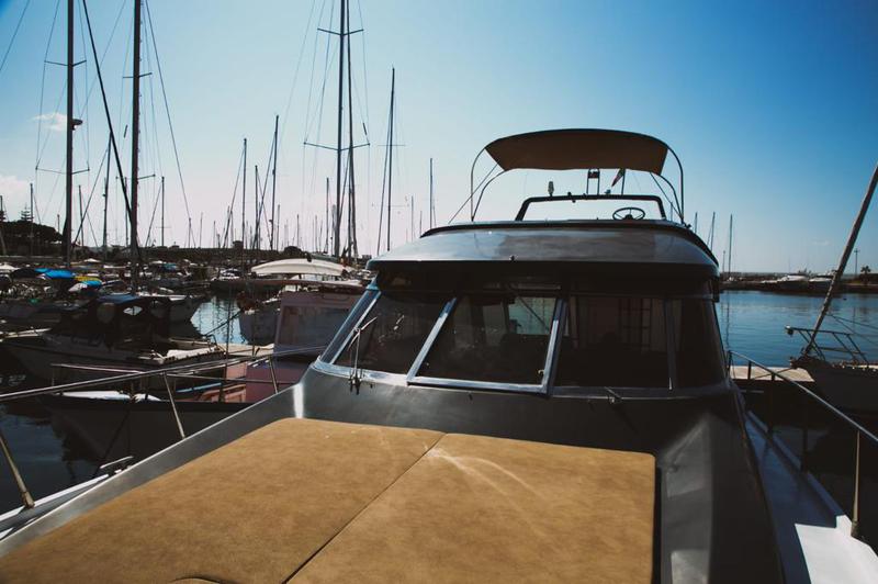 Book yachts online - motorboat - Riva 45 SuperAmerica - Hidra 1977 (Refit 2020) - rent