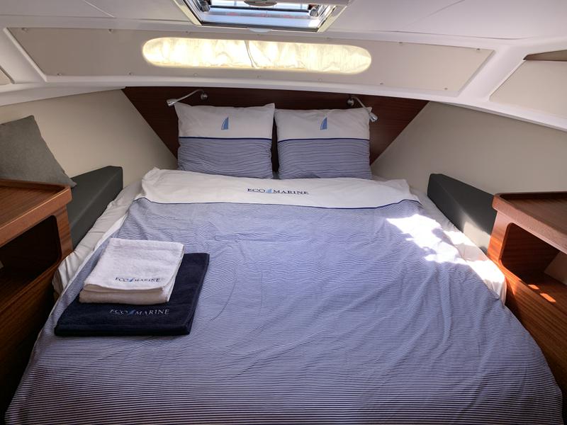Book yachts online - motorboat - Nimbus 365 Coupé - Kaar 2 - rent