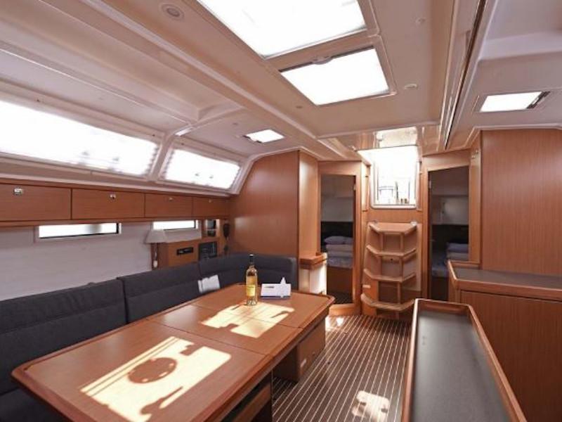 Book yachts online - sailboat - Bavaria 46 Cruiser - SR VI  - rent
