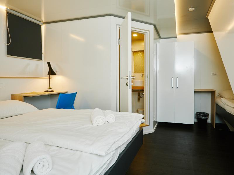 Book yachts online - motorboat - Motoryacht - Almissa - rent
