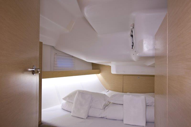 Book yachts online - sailboat - Elan 45 Impression - ELYSIUM - rent