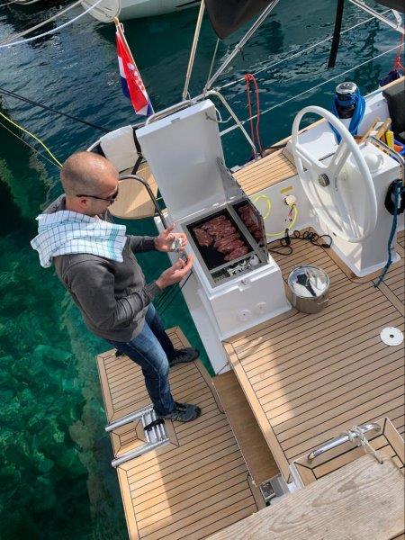 Book yachts online - sailboat - Elan Impression 45.1 - STING - rent