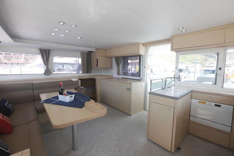 Book yachts online - catamaran - Lagoon 450 - ANNA - rent