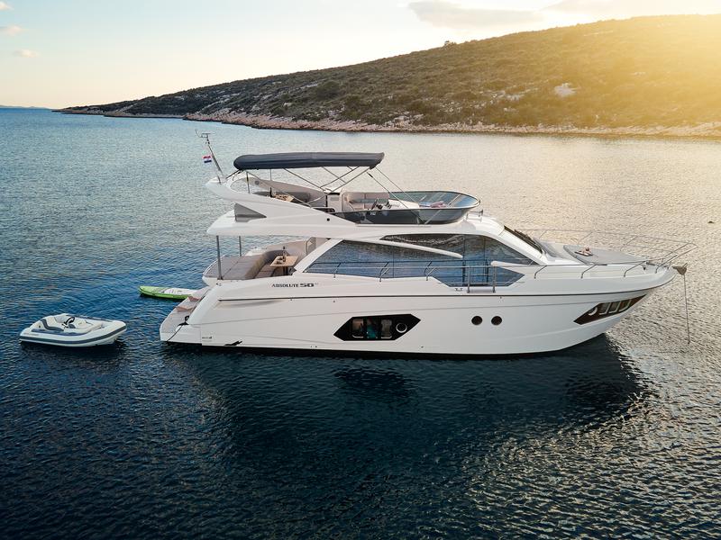 Book yachts online - motorboat - Absolute 50 Fly - VivaLaVida - rent