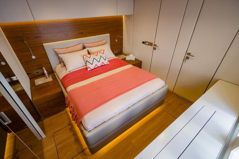 Book yachts online - catamaran - Sunreef 80 - Fantastic Too - rent