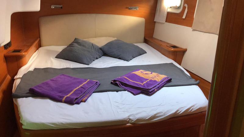 Book yachts online - sailboat - Lagoon 440 - MIA - rent