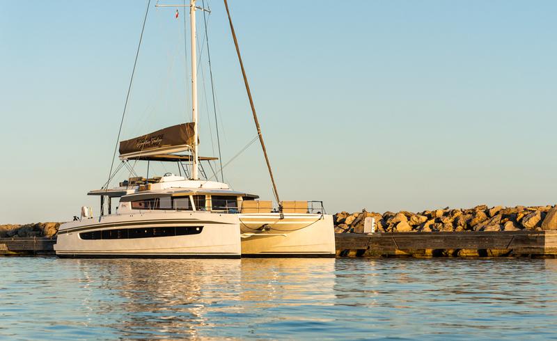 Book yachts online - catamaran - Bali 5.4. - Signature Concept - rent