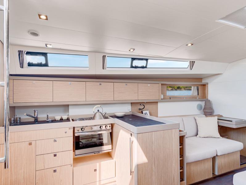 Book yachts online - sailboat - Oceanis 45 - Mizzica - Comfort line - rent