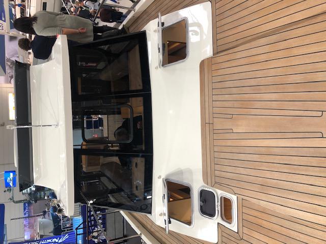 Book yachts online - motorboat - Futura 40 Grand Horizon - X MAGELLAN - rent