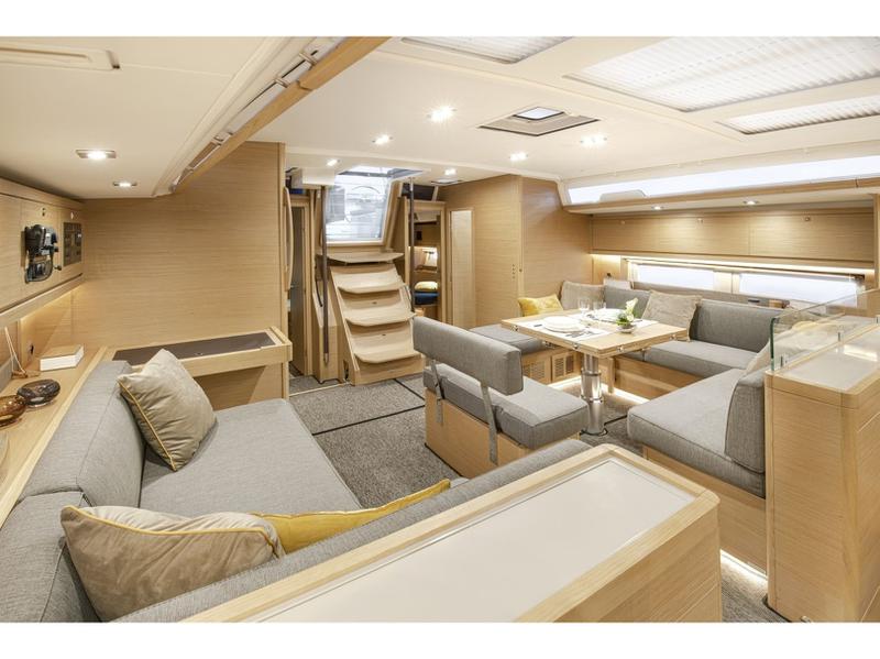 Book yachts online - sailboat - Dufour 530 A/C &amp; GEN - CHRISTIANNA XI - rent