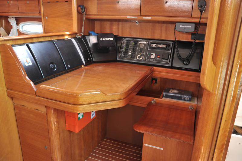 Book yachts online - sailboat - Bavaria 50 Cruiser - Tina - rent