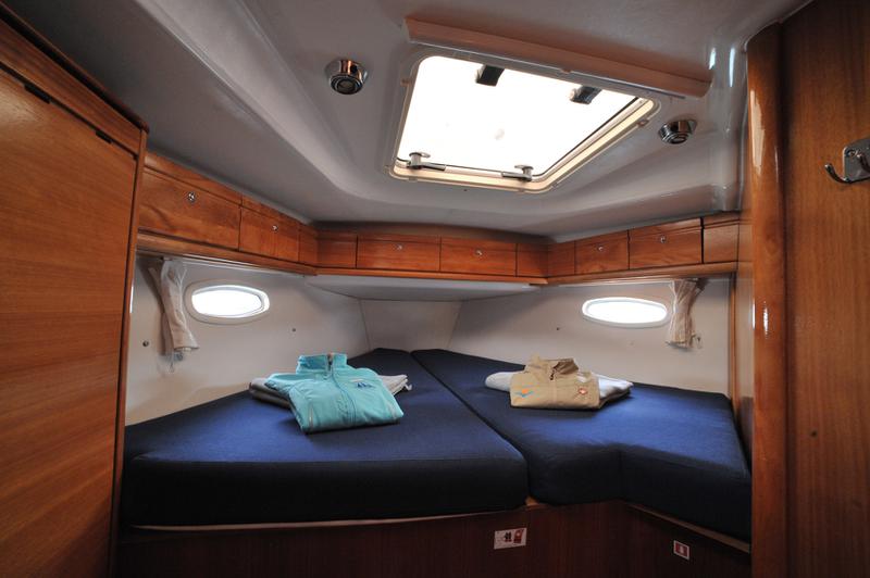 Book yachts online - sailboat - Bavaria 50 Cruiser - Tina - rent