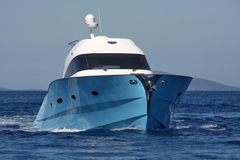 Book yachts online - motorboat - Lobfish 57 - Baby Blue - rent