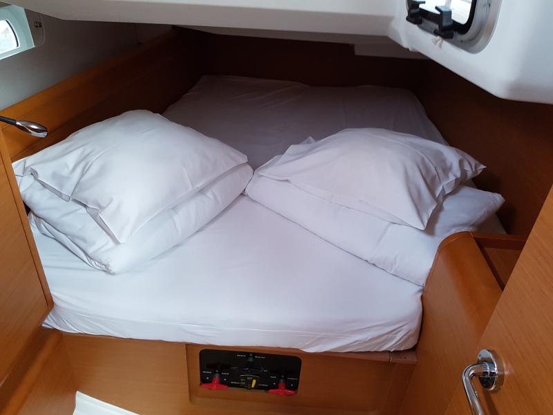 Book yachts online - sailboat - Sun Odyssey 409 - David - rent