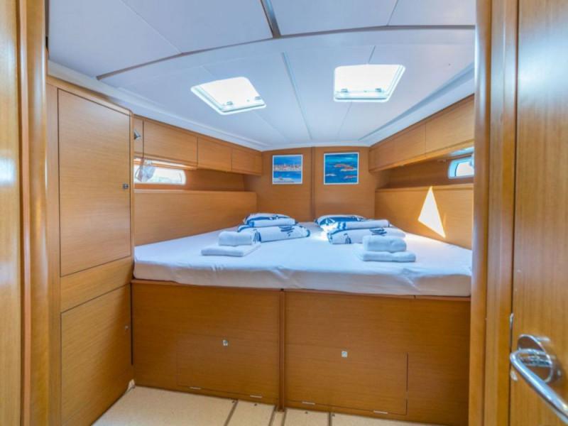 Book yachts online - sailboat - Jeanneau 53sp - Win Win - rent