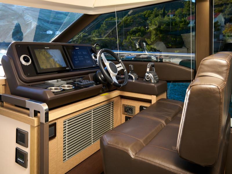 Book yachts online - motorboat - Prestige 520 Fly - Firefly - rent