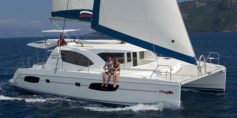 Book yachts online - catamaran - Moorings 4400 - Moorings 4400 (2016) - rent