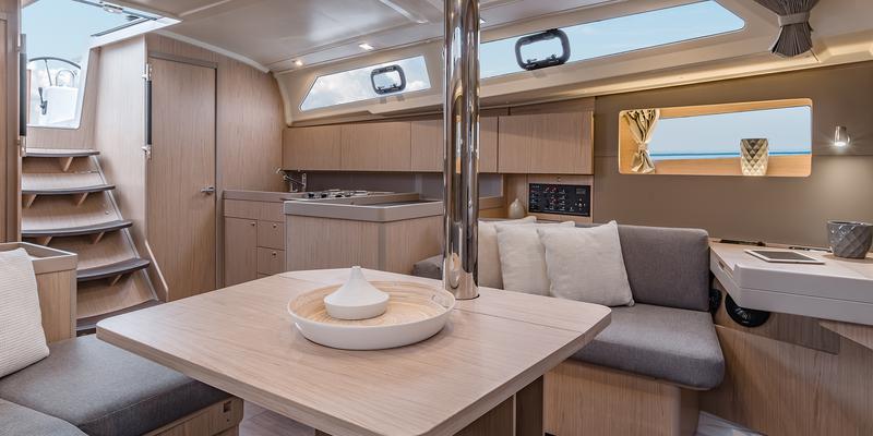 Book yachts online - sailboat - Moorings 42.1 - Moorings 42.1 (2016) - rent