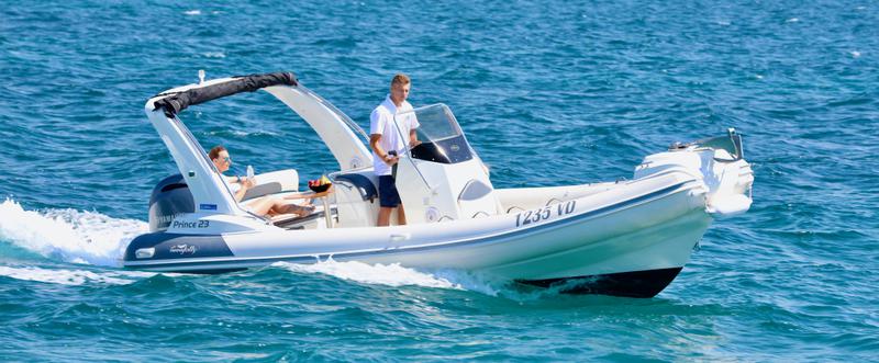 Book yachts online - motorboat - Nuova Jolly Prince 23 - Nuova Jolly Prince 23 - rent