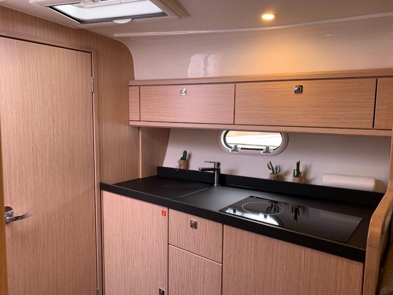 Book yachts online - motorboat - Bavaria S29 OPEN - Simba - rent