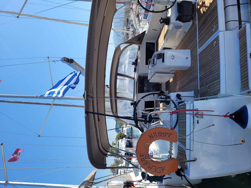 Book yachts online - sailboat - Sun Odyssey 490 (10) - ADEMARE - rent