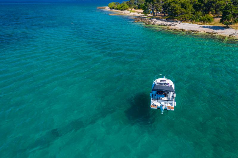 Book yachts online - motorboat - Merry Fisher 795 - Klapa - rent