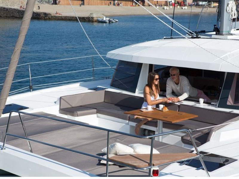 Book yachts online - catamaran - Bali 4.3 - Alina - rent