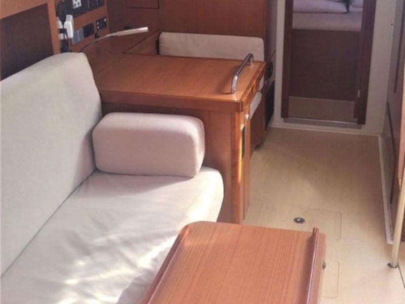 Book yachts online - sailboat - Hanse 495 - Kairos - rent