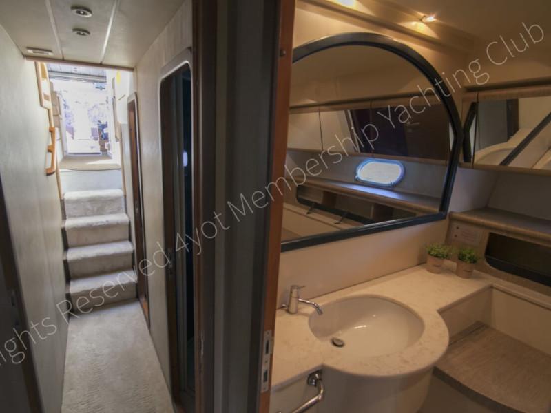 Book yachts online - motorboat - Ferretti 58/64ft - Alter Ego II - rent