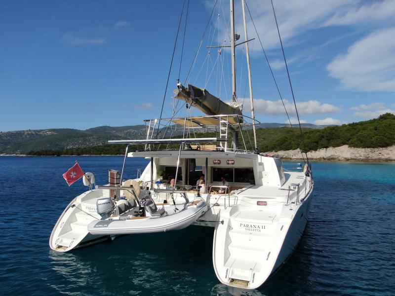 Book yachts online - catamaran - Lagoon 500 - Parana II - rent