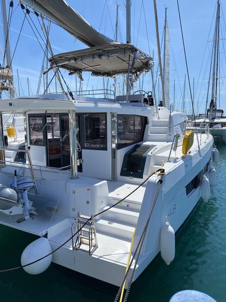 Book yachts online - catamaran - Bali 4.8 - Aldebaran - rent