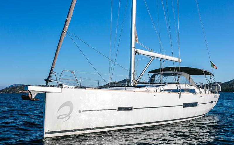 Book yachts online - sailboat - Dufour 512 Grand Large - Eleonora - rent