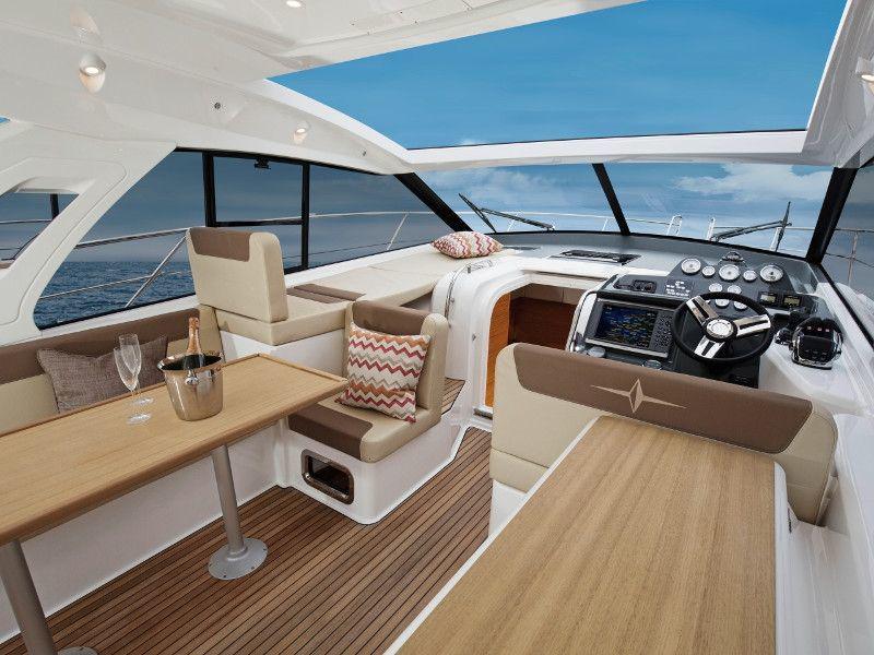 Book yachts online - motorboat - Bavaria S40 Coupe - Arcadia - rent