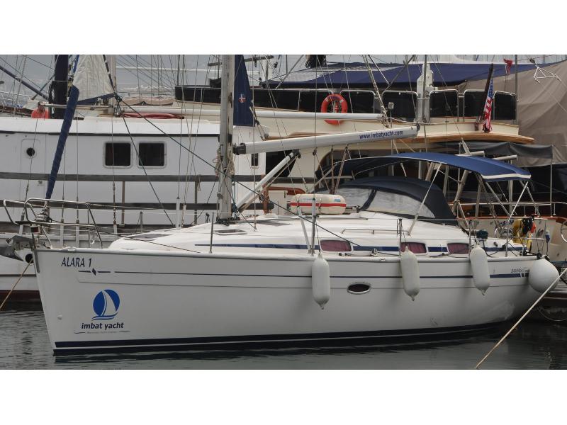 Book yachts online - sailboat - Bavaria 37 Cruiser - Alara 1 - rent