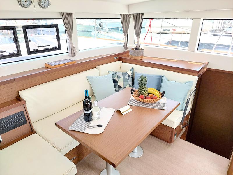 Book yachts online - catamaran - Lagoon 40 - CY-2 (Generator, A/C, Watermaker, Premium Amenities) - rent